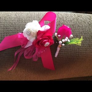 Corsages & boutonnière combos